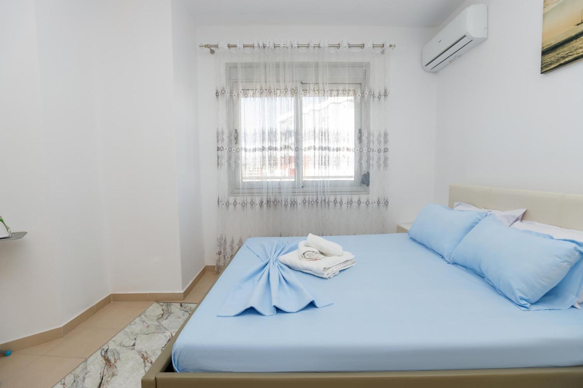 Gus Apartament Vlorë エクステリア 写真